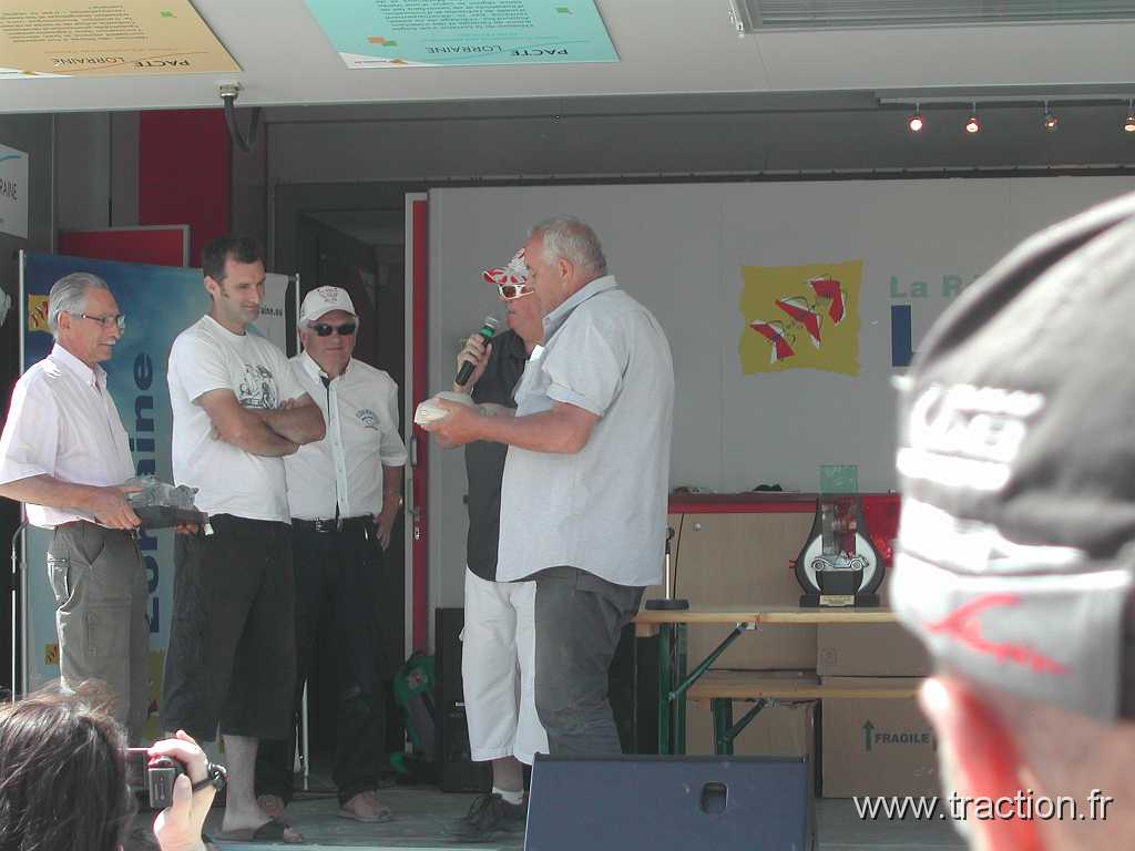 2014_Madine (177).JPG - 29ème Retro Meus'Auto au Lac de Madine, la remise des prix